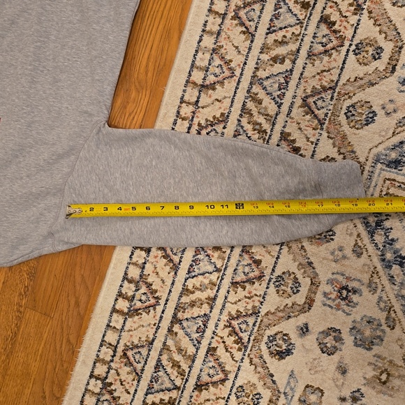 LEVIS BRAND SIGNATURE WOMEN'S GRAY SWEATSHIRT SIZE XL - Picture 13 of 14